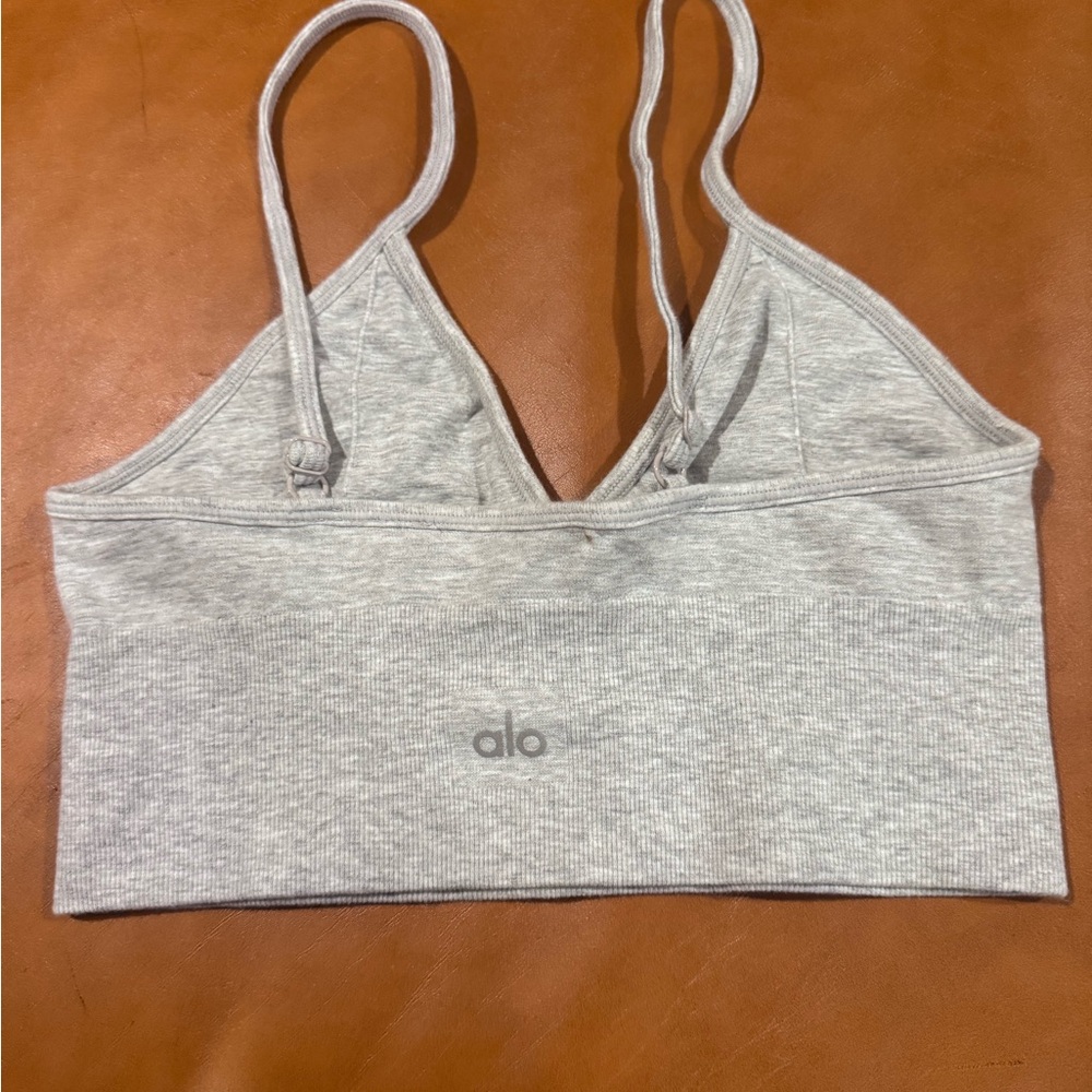ALO Yoga Light Gray Sports Bra